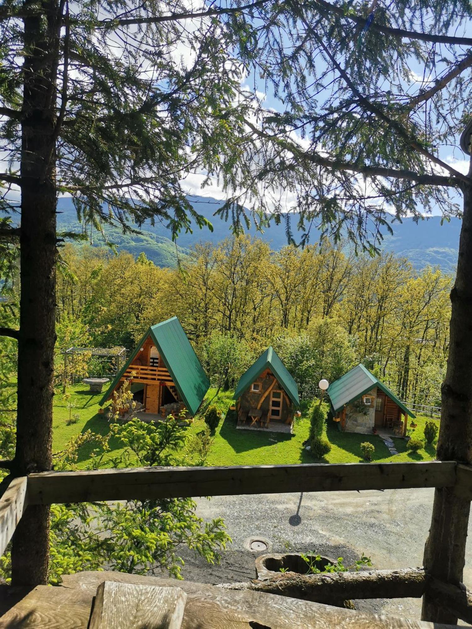 Gazela Bungalov 1 모이코바츠 외부 사진